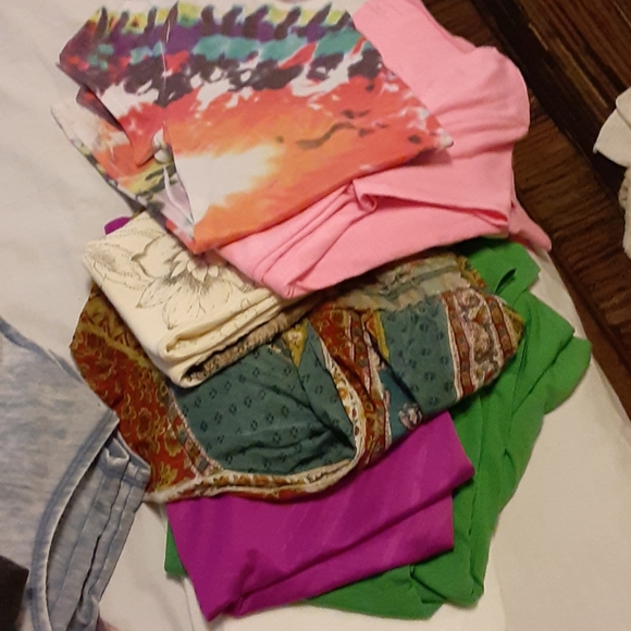 Juniors Summer clothes - Picture 3 of 3